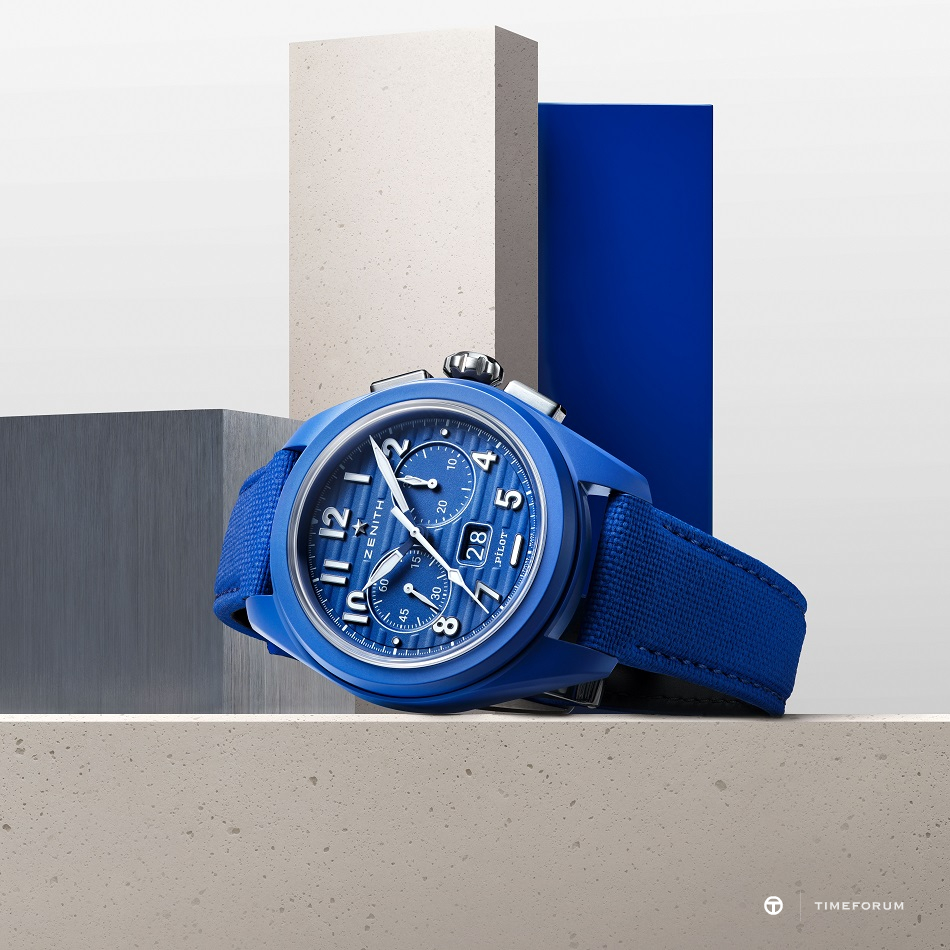 2-STILL-3_Pilot-Big-Date-Flyback-Ceramic_49.4002.3652.51.I009_1x1.jpg