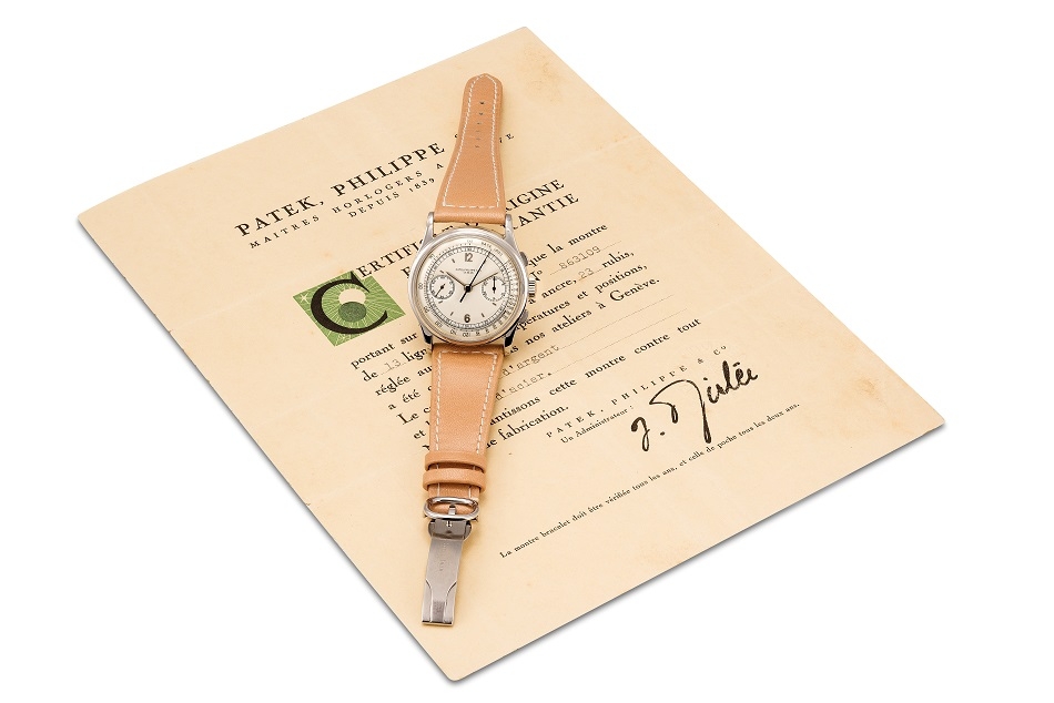 Patek Philippe. A very fine and important stainless steel chronograph wristwatch with original certificate, reference 530, manufactured in 1943.jpg