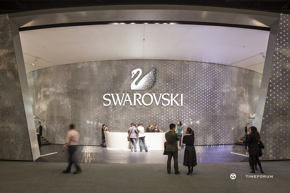 SWAROVSKI_baselworld_2015_01_PRINT.jpg