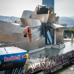 미도 오션 스타 75주년 기념 행사 & 레드불 클리프 다이빙 파이널 in Spain