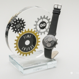 Junghans wins GQ Time Award 2015