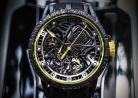 [GMT] Review : ROGER DUBUIS Excalibur Spider Pirelli